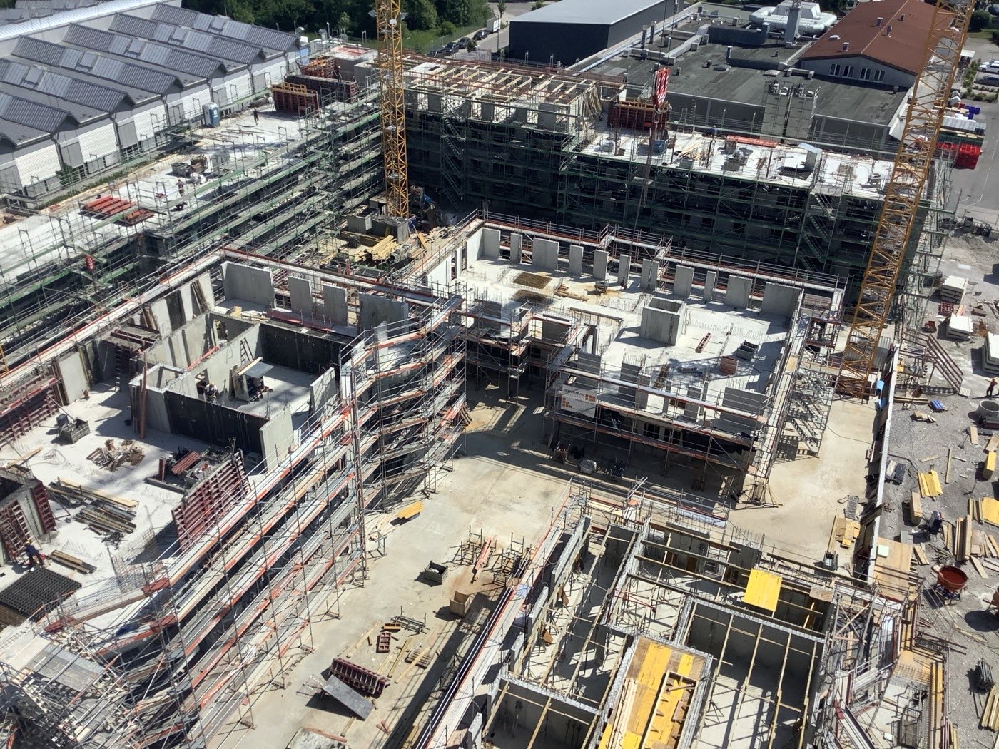 Großes Bau-Quartier — Drohnenshot